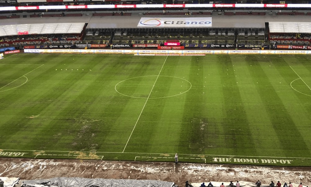 El pasto del Estadio Azteca