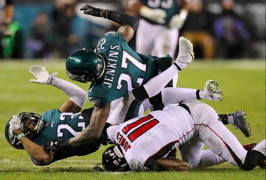 Eagles logró levantar vuelo ante Falcons