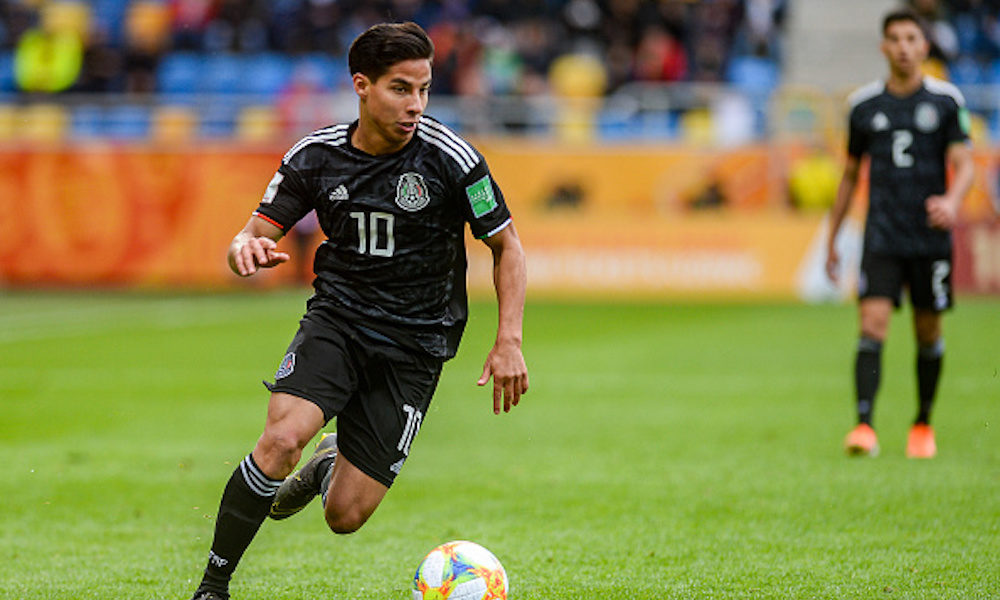 Diego Lainez y Edson Álvarez lideran la prelista para el preolímpico