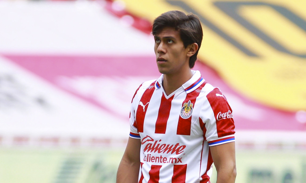 Chivas sin Macías por lesión