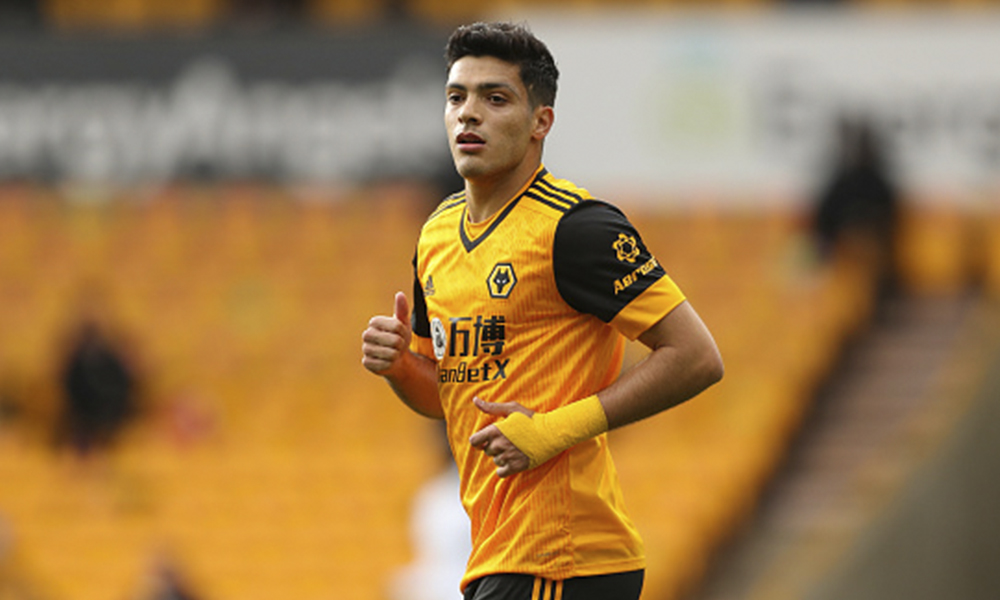 Raúl Jiménez Wolves golpe