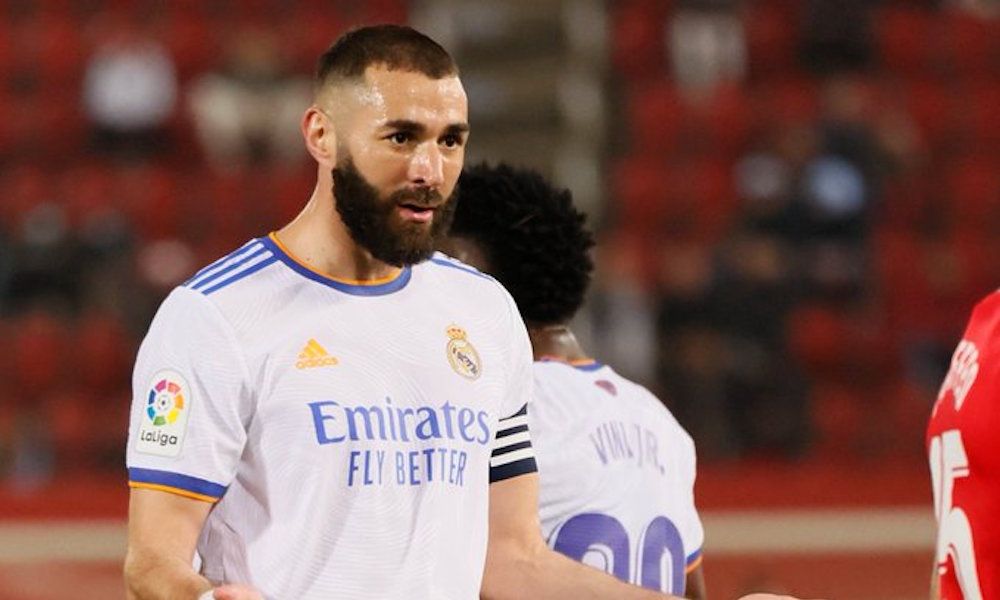 Real Madrid goleó al Mallorca con otro doblete de Karim Benzema