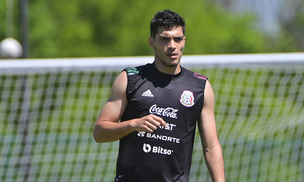 ¿El lugar de Raúl Jiménez en el Mundial de Catar 2022 es seguro?