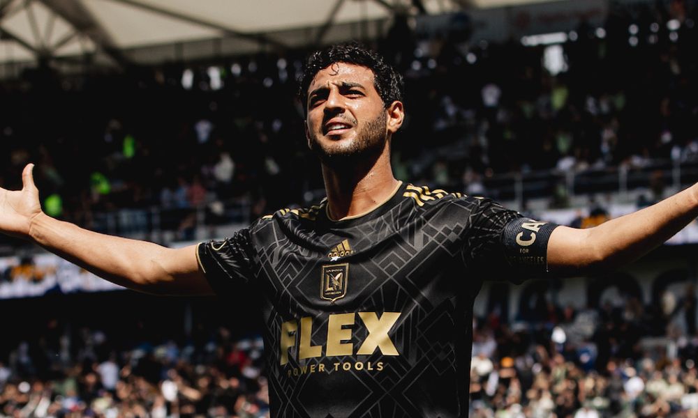 Carlos Vela se lució con ‘golazo’ en el Clásico del Tráfico