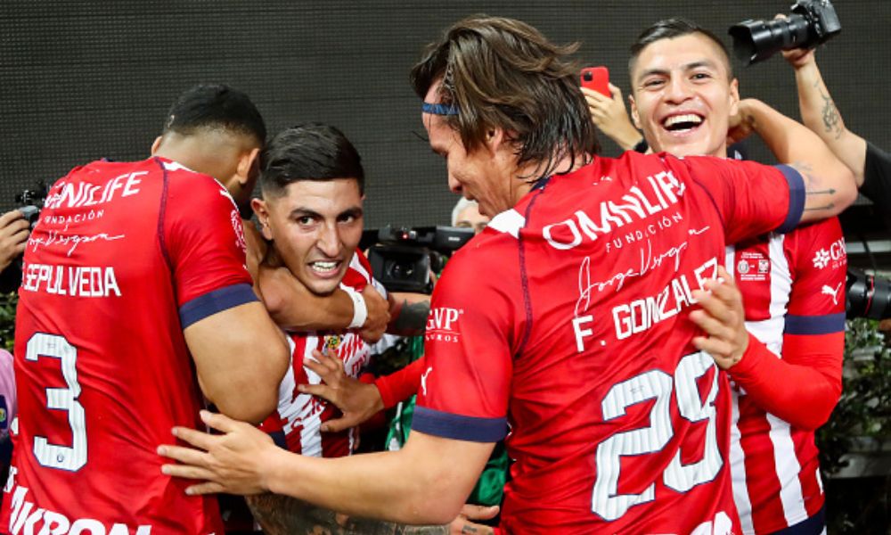 Chivas tendría en su ‘radar’ a dos ‘viejos conocidos’ para el Apertura 2023