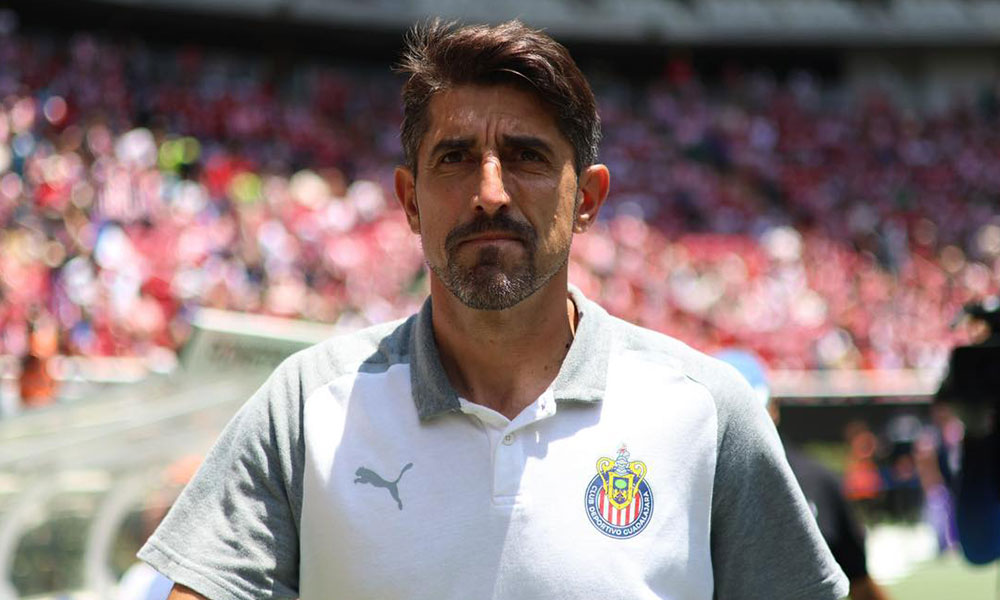¿Veljko Paunović se queda en Chivas?