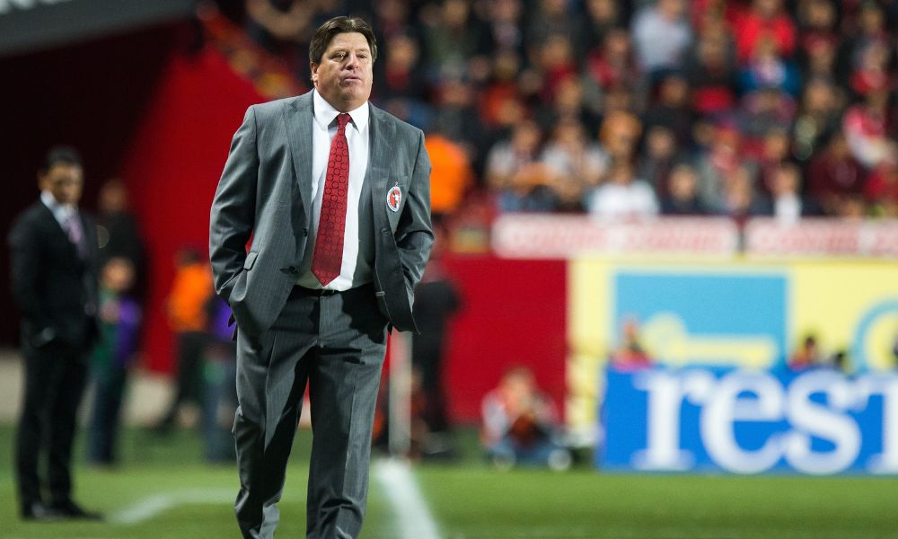Miguel Herrera se apunta para dirigir a las Chivas